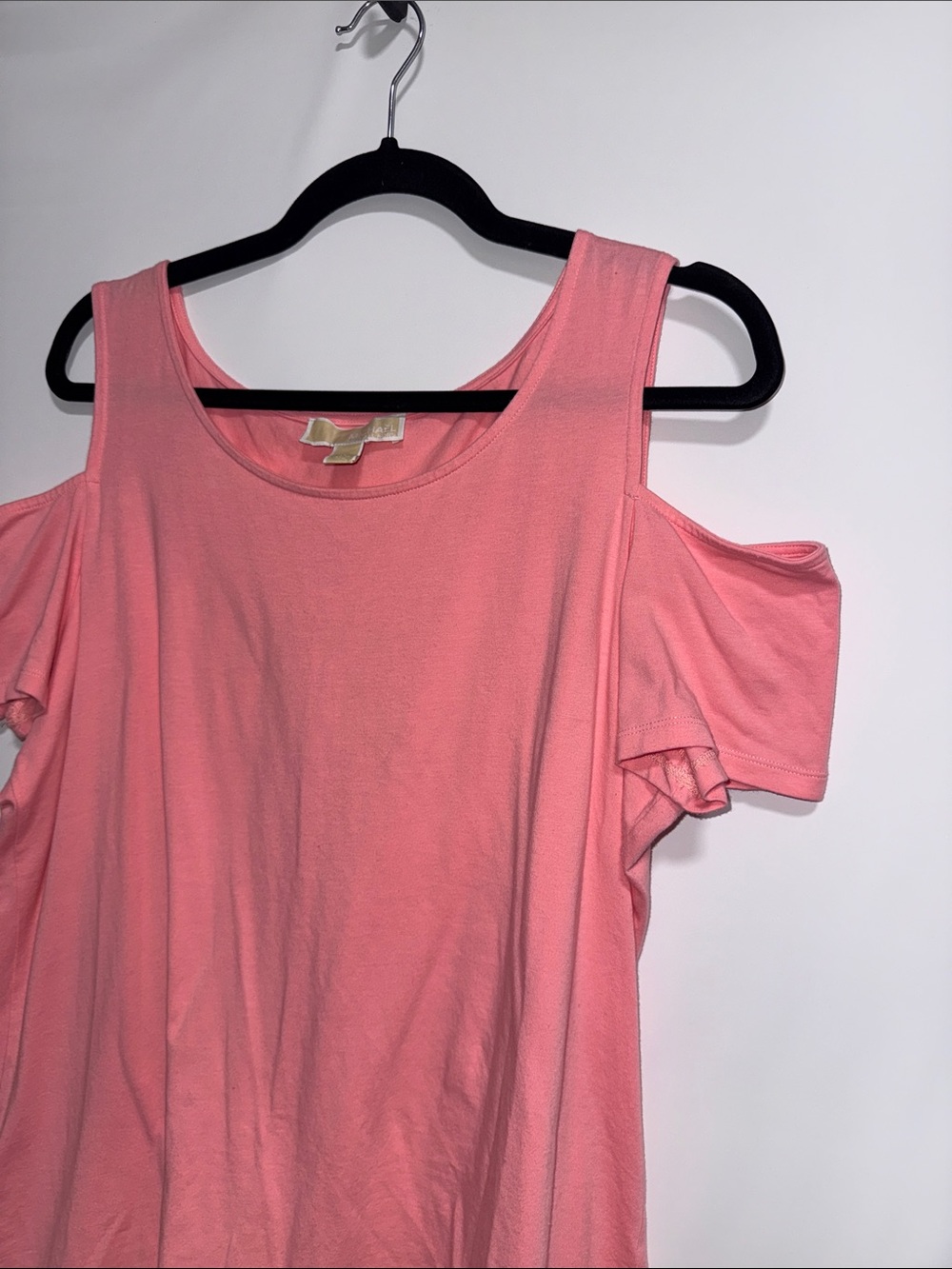 Michael Michael Kors Pink Cold Shoulder Flutter Sleeve Top XL Logo Scoop Neck - Picture 6 of 10